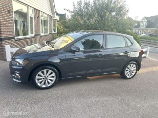 Volkswagen Polo 1.0 TSI 95PK HiGHLINE DSG AUTOMAAT ADAPTIVE CRUISE CONTROLE PARKEERSENSOREN CARPLAY ZEER NETTE AU...