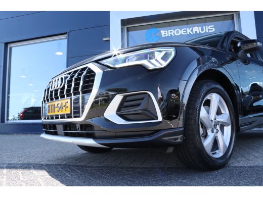 Audi Q3 35 TFSI Advanced edition ACC | Carplay | Standkachel | Virtual Cockpit | Stoelverwarming | Keyles... ActivLease financial lease