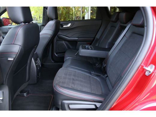 Ford Kuga 2.5 PHEV ST-Line X | Full Option! | Black Pack | Panoramadak | Trekhaak | Camera`s | B&O audio ActivLease financial lease