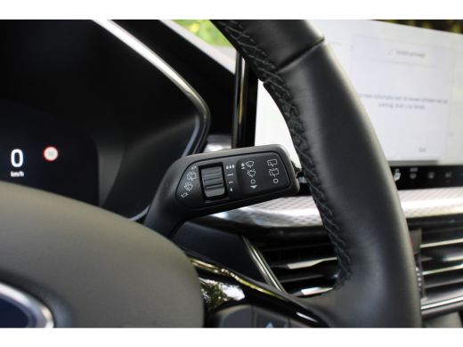 Ford Kuga 2.5 PHEV TITANIUM | NL-AUTO! | PANODAK | ADAPTIVE CRUISE | WINTERPACK | 18" LMV | 1 EIGENAAR! | B... ActivLease financial lease