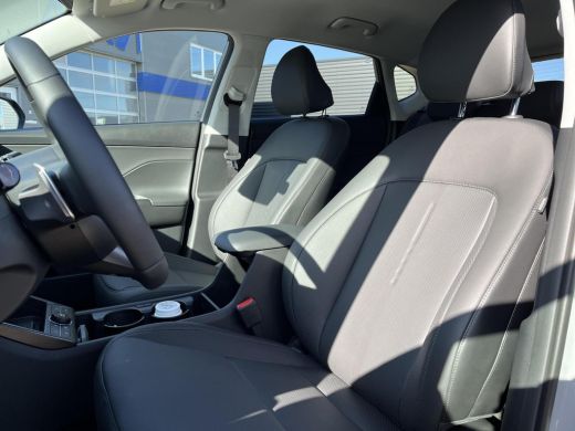 Hyundai Kona 1.6 GDI HEV Premium | Direct leverbaar | Rijklaarprijs ! ActivLease financial lease