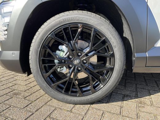 Hyundai Kona 1.6 GDI HEV Premium | Direct leverbaar | Rijklaarprijs ! ActivLease financial lease