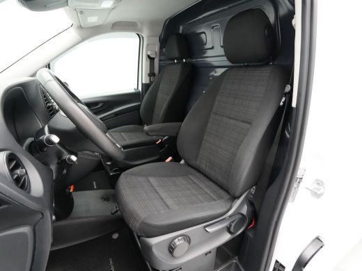 Mercedes-Benz Vito 111 CDI 115pk Lang Navigatie Camera Trekhaak Pdc Cruise ActivLease financial lease