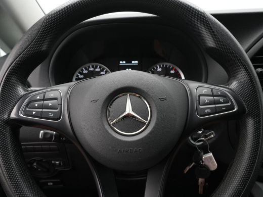 Mercedes-Benz Vito 111 CDI 115pk Lang Navigatie Camera Trekhaak Pdc Cruise ActivLease financial lease