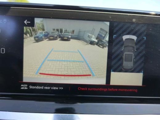 Peugeot 2008 1.2 PureTech Allure | Achterbank in delen neerklapbaar | Achteruitrijcamera | Airco (automatisch) ActivLease financial lease