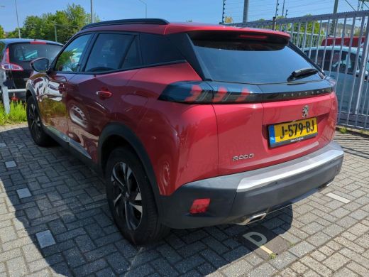 Peugeot 2008 1.2 PureTech Allure | Achterbank in delen neerklapbaar | Achteruitrijcamera | Airco (automatisch) ActivLease financial lease