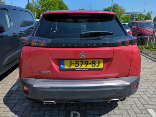 Peugeot 2008 1.2 PureTech Allure | Achterbank in delen neerklapbaar | Achteruitrijcamera | Airco (automatisch) ActivLease financial lease