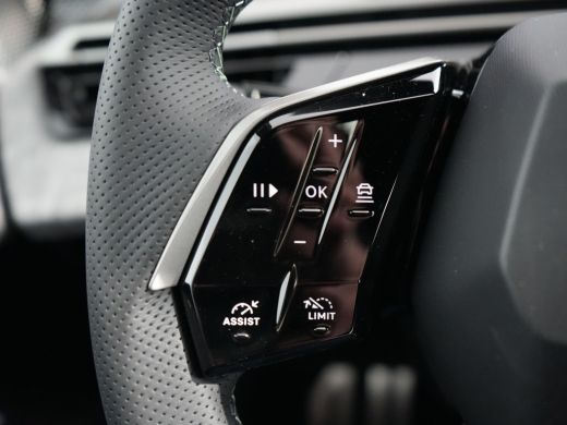 Peugeot 5008 GT | Adaptieve cruise control met Stop&Go functie | LED 3D-achterlichten | Pack Safety Plus ActivLease financial lease
