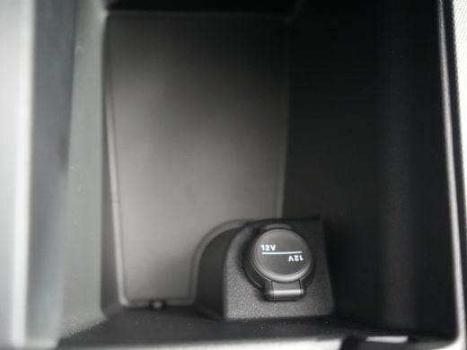 Peugeot 5008 GT | Adaptieve cruise control met Stop&Go functie | LED 3D-achterlichten | Pack Safety Plus ActivLease financial lease