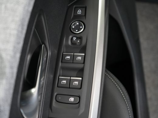 Peugeot 5008 GT | Adaptieve cruise control met Stop&Go functie | LED 3D-achterlichten | Pack Safety Plus ActivLease financial lease