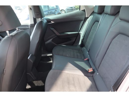 Seat Arona 1.0 TSI Style Business Intense Plus | Achteruitrijcamera | Cruise control adaptief | Draadloze te... ActivLease financial lease