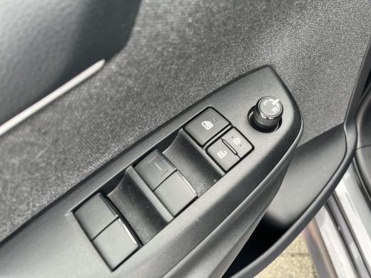 Toyota Yaris 1.5 Hybrid Dynamic | All-in prijs | Automaat | Apple android auto | stoelverwarming ActivLease financial lease