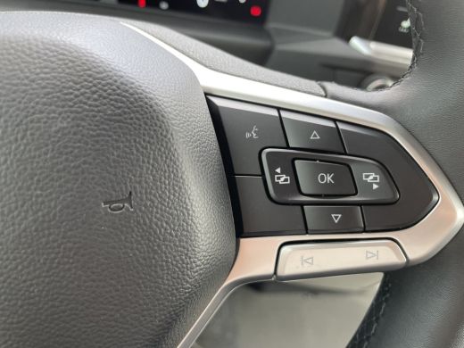 Volkswagen e-Transporter L2 64 kWh 218pk | Trekhaak | Assistentiepakket plus ActivLease financial lease