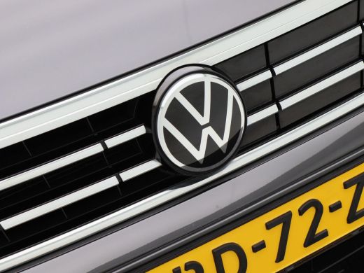 Volkswagen Passat Variant 1.4 TSi 218 Pk Automaat PHEV GTE | Full LED | Panoramadak | Leder | Navigatie | 17 Inch |... ActivLease financial lease