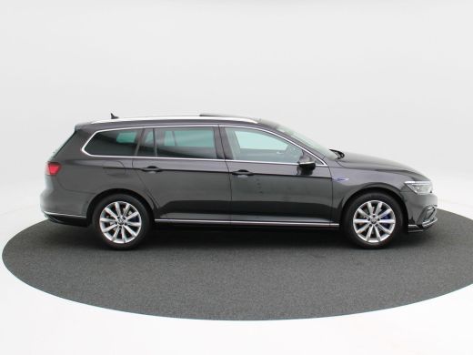 Volkswagen Passat Variant 1.4 TSi 218 Pk Automaat PHEV GTE | Full LED | Panoramadak | Leder | Navigatie | 17 Inch |... ActivLease financial lease