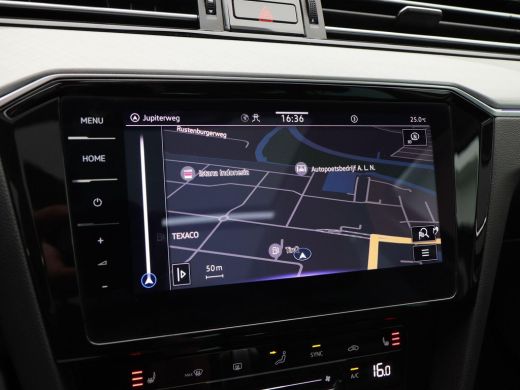 Volkswagen Passat Variant 1.4 TSi 218 Pk Automaat PHEV GTE | Full LED | Panoramadak | Leder | Navigatie | 17 Inch |... ActivLease financial lease