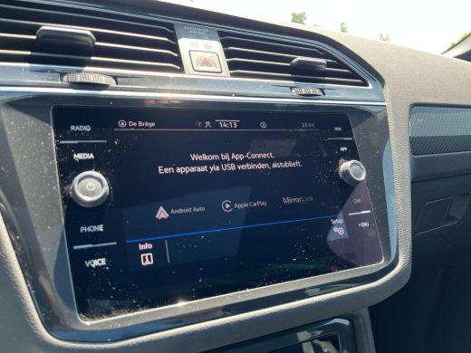 Volkswagen Tiguan 1.4 TSI eHybrid R-Line Business | PHEV | R-Line | Panoramadak | Black Style | Trekhaak | A-Camera... ActivLease financial lease
