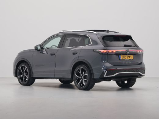 Volkswagen Tiguan 1.5 eTSI R-Line Business Panorama Camera Navigatie Acc 36 ActivLease financial lease