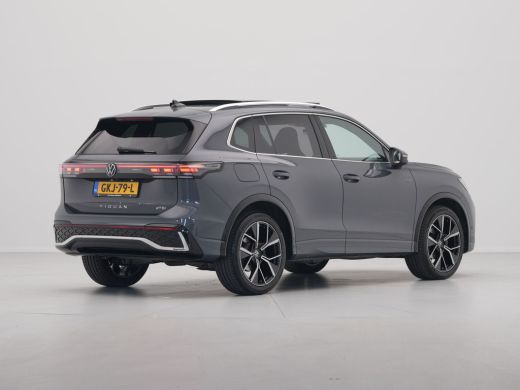 Volkswagen Tiguan 1.5 eTSI R-Line Business Panorama Camera Navigatie Acc 36 ActivLease financial lease