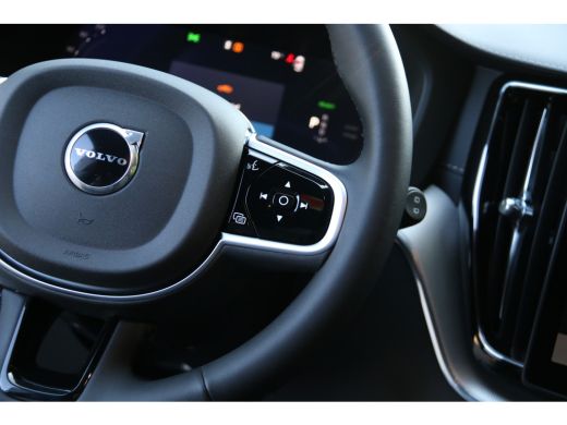Volvo  XC60 2.0 T6 Plug-in hybrid AWD Ultra Black Edition | Full Option! | Luchtvering | Bowers&Wilkins | Mas... ActivLease financial lease
