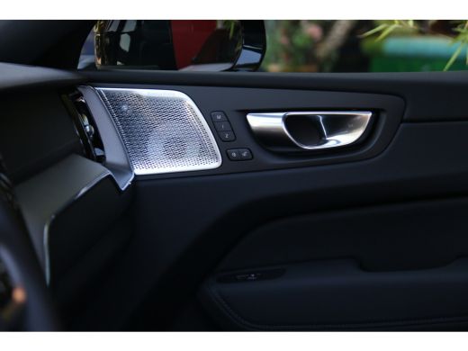 Volvo  XC60 2.0 T6 Plug-in hybrid AWD Ultra Black Edition | Full Option! | Luchtvering | Bowers&Wilkins | Mas... ActivLease financial lease