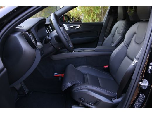 Volvo  XC60 2.0 T6 Plug-in hybrid AWD Ultra Black Edition | Full Option! | Luchtvering | Bowers&Wilkins | Mas... ActivLease financial lease