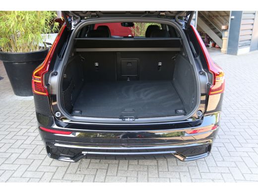 Volvo  XC60 2.0 T6 Plug-in hybrid AWD Ultra Black Edition | Full Option! | Luchtvering | Bowers&Wilkins | Mas... ActivLease financial lease