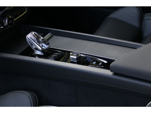 Volvo  XC60 Polestar Engineered Recharge Plug-In Hybrid AWD | Bowers&Wilkins | Panoramadak | 360 Camera | Pil... ActivLease financial lease