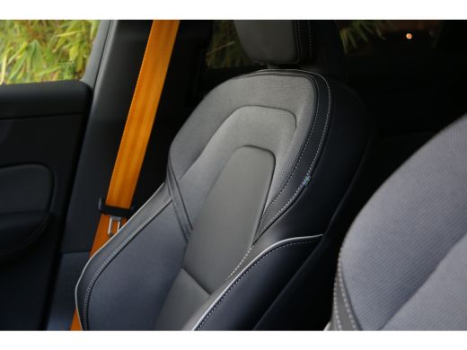 Volvo  XC60 Polestar Engineered Recharge Plug-In Hybrid AWD | Bowers&Wilkins | Panoramadak | 360 Camera | Pil... ActivLease financial lease