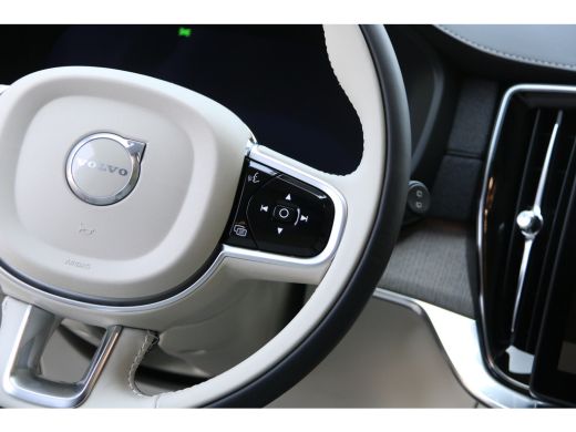 Volvo  XC90 Ultra Bright Recharge Plug-In Hybrid AWD | Panoramadak | Harman/Kardon | Massage | Stoelventilati... ActivLease financial lease