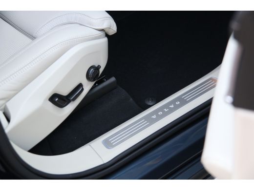 Volvo  XC90 Ultra Bright Recharge Plug-In Hybrid AWD | Panoramadak | Harman/Kardon | Massage | Stoelventilati... ActivLease financial lease