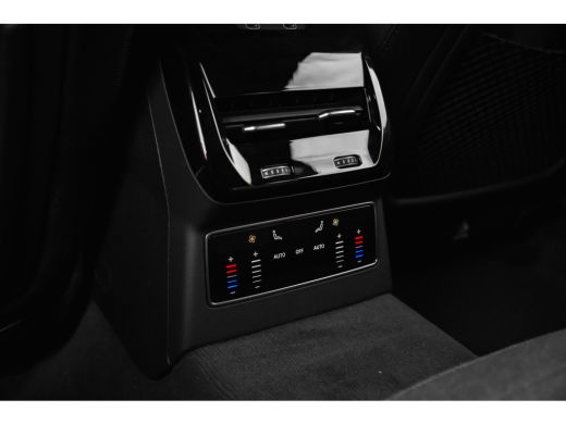 Audi A6 Avant S edition | Adaptive cruise control | Airconditioning 4-zones | Audi sound system ActivLease financial lease