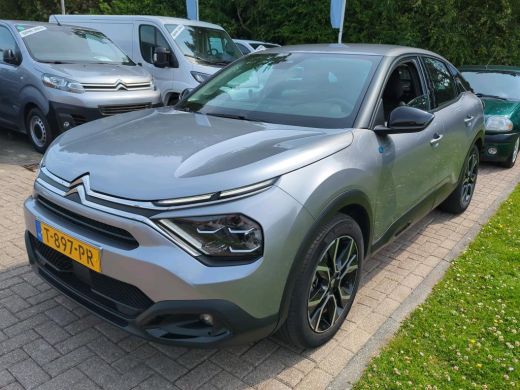 Citroën ë-C4 Feel Pack 50 kWh 3 Fase | Navigatie | Achteruitrijcamera | Climate Control | Full-LED | Parkeerse... Citroën ë-C4 Feel Pack 50 kWh 3 Fase | Navigatie | Achteruitrijcamera | Climate Control | Full-LED | Parkeerse...