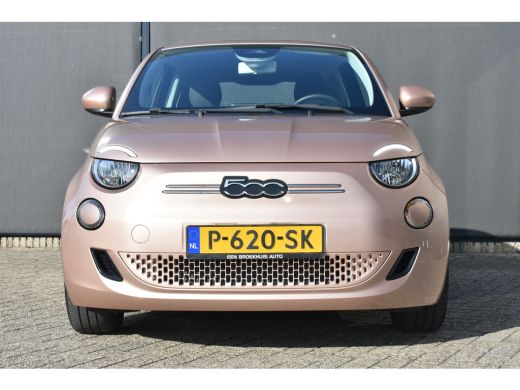 Fiat 500e 3+1 Icon 42 kWh 3 Fase | Navigatie | Climate Control | Dealeronderhouden | 16"LMV | Keyless-Start... ActivLease financial lease