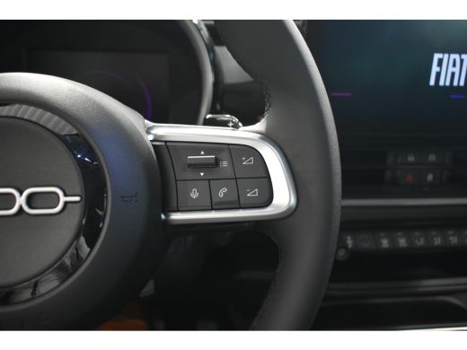 Fiat 600 1.2 Hybrid 145pk Urban Black Edition | Airconditioning handmatig | Cruise control | Elektrisch be... ActivLease financial lease