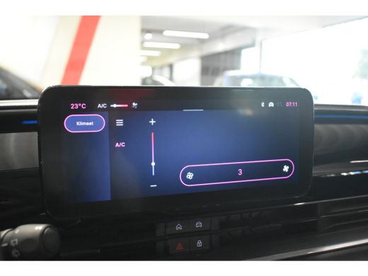 Fiat 600 1.2 Hybrid 145pk Urban Black Edition | Airconditioning handmatig | Cruise control | Elektrisch be... ActivLease financial lease