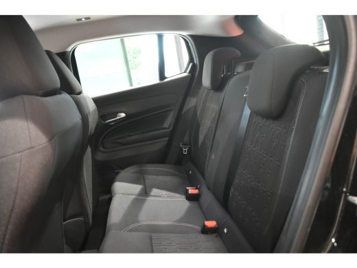 Fiat 600 1.2 Hybrid 145pk Urban Black Edition | Airconditioning handmatig | Cruise control | Elektrisch be... ActivLease financial lease