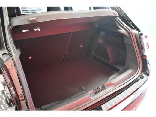 Fiat 600 1.2 Hybrid 145pk Urban Black Edition | Airconditioning handmatig | Cruise control | Elektrisch be... ActivLease financial lease