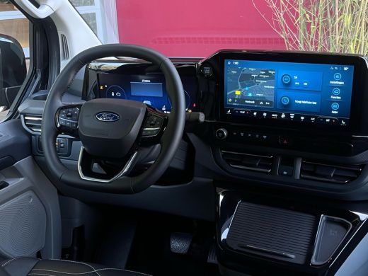Ford Transit Custom 320 L2H1 Limited Black Platinum 233 pk PHEV Dubbel Cabine | Leer | Black PLatinum Pack | LED | 36... ActivLease financial lease