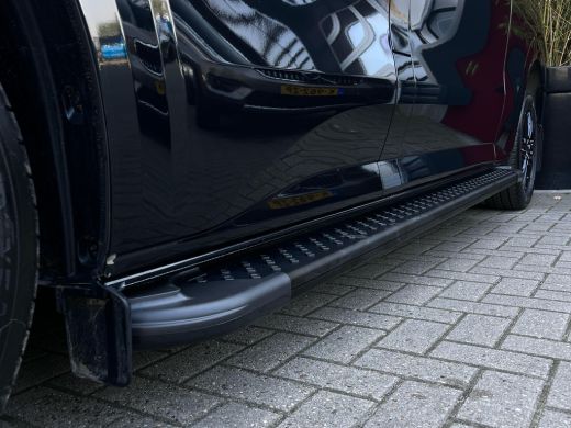 Ford Transit Custom 320 L2H1 Limited Black Platinum 233 pk PHEV Dubbel Cabine | Black PLatinum Pack | 0.99% Financial... ActivLease financial lease