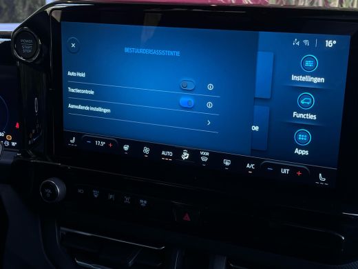 Ford Transit Custom 320 L2H1 Limited Black Platinum 233 pk PHEV Dubbel Cabine | Leer | Black PLatinum Pack | LED | 36... ActivLease financial lease