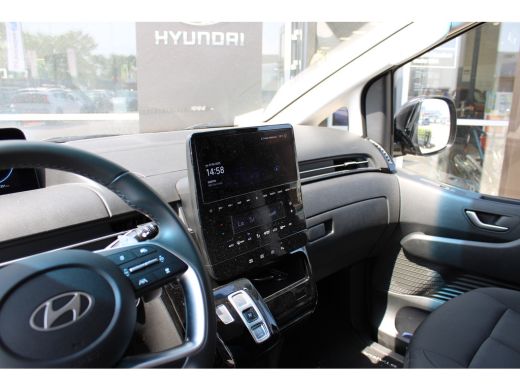 Hyundai Staria 1.6 T-GDI HEV | Demo| Dubbele schuifdeur | Airco | Navigatie | Cruise Control | Rijstrooksensor m... ActivLease financial lease