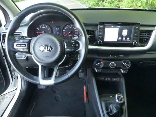 Kia Stonic 1.0 T-GDi 100PK DynamicLine | NAVI | 17'' LMV | CAMERA | ActivLease financial lease