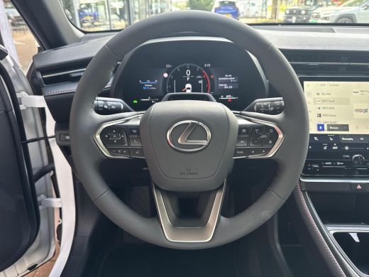 Lexus LBX Emotion 2WD | 06-10141018 Voor meer informatie ActivLease financial lease