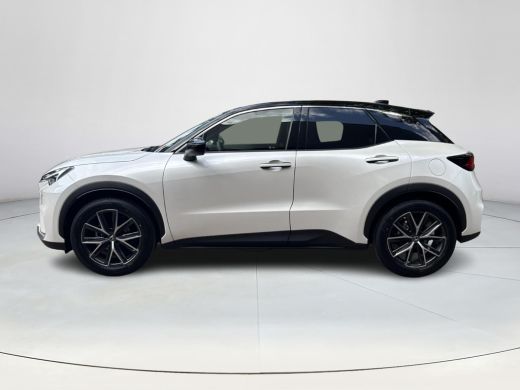 Lexus LBX Emotion 2WD | 06-10141018 Voor meer informatie ActivLease financial lease