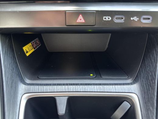 Lexus LBX Emotion 2WD | 06-10141018 Voor meer informatie ActivLease financial lease