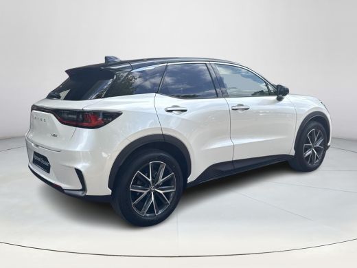 Lexus LBX Emotion 2WD | 06-10141018 Voor meer informatie ActivLease financial lease