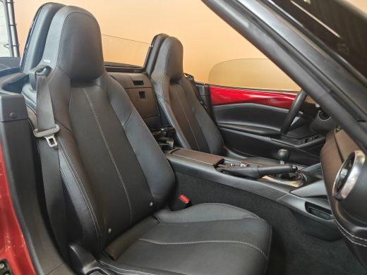 Mazda MX-5 1.5 SkyActiv-G 132 Luxury dealer onderhouden ActivLease financial lease