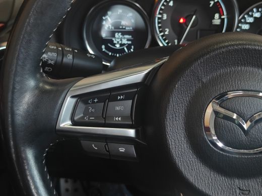 Mazda MX-5 1.5 SkyActiv-G 132 Luxury dealer onderhouden ActivLease financial lease