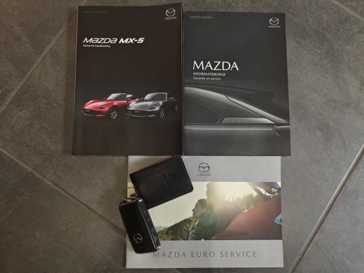 Mazda MX-5 1.5 SkyActiv-G 132 Luxury dealer onderhouden ActivLease financial lease